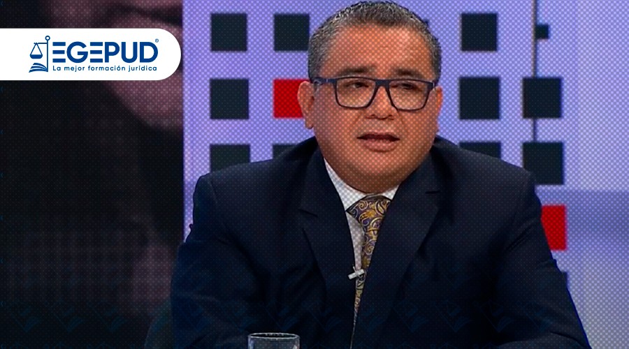 Ministro Juan José Santiváñez viaja a Europa pese a pedido fiscal de impedimento de salida